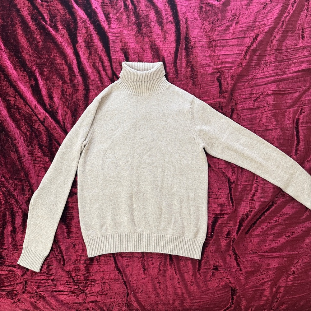 Old Navy Cream Turtleneck Sweater